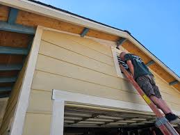 Custom Trim and Detailing for Siding in Saylorville, IA